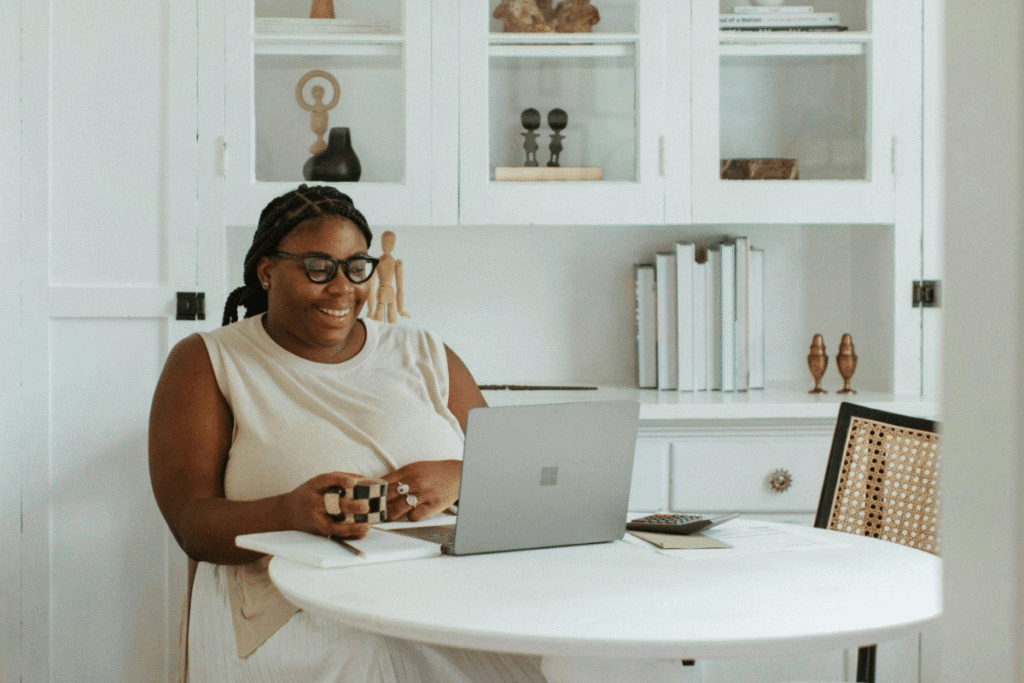 Community and Support: The Pillars of MLM Success